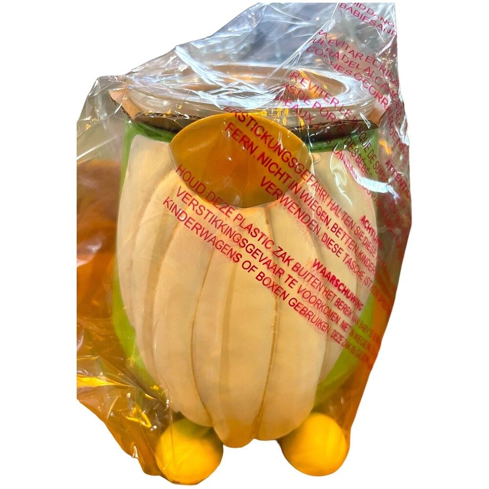 SCENTSY Authentic Home Gnome for Easter NOB - Picture 9 of 9